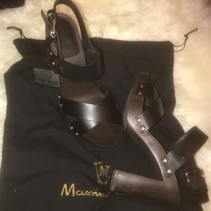 NWT . Massimo Dutti sandals
